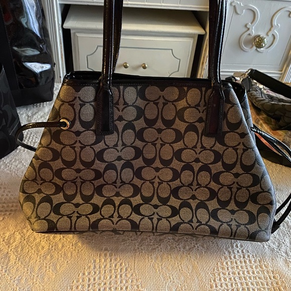 Authentic Coach - Picture 5 of 10